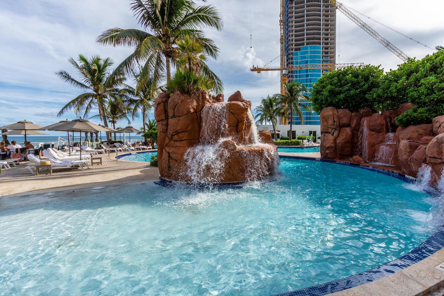 Trump Intl 2 Bedroom Apartment 1600 Sqf Ocean Front ไมอามีบีช ภายนอก รูปภาพ